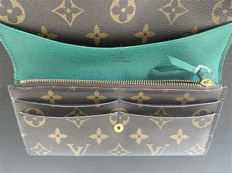 louis vuitton emilie wallet green